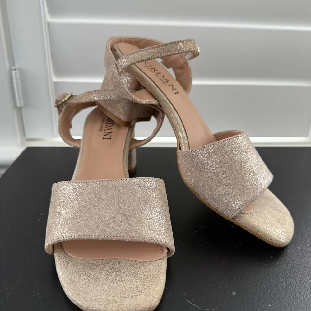Cordani NEW Size 38 Irisse Block Heel Sandal (Women) $265